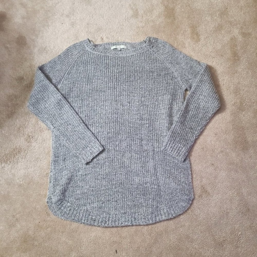 dreamers Ladie's side-slit gray sweater longsleeve Size M/L